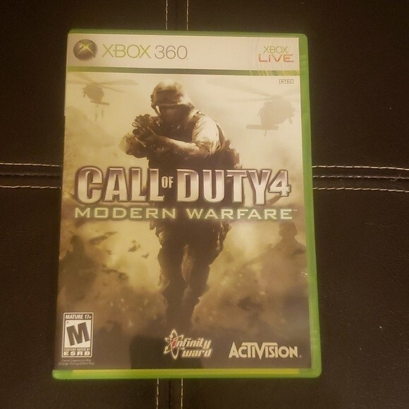 XBOX 360 Call of Duty4 Modern Warefare - Picture 1 of 2